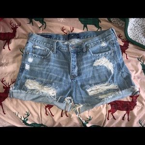Lucky Jean Shorts Boyfriend Fit Size 8/29